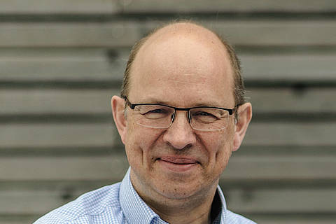 Dr. Marc Hüske – 业务部门主管 Dr. Marc Hüske – 业务部门主管